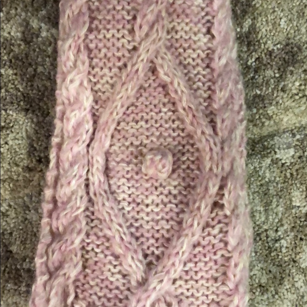 Pink scarf - Picture 2 of 2